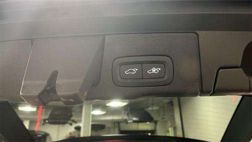 2025 Volvo XC60 B5 Core