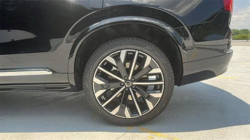 2026 Volvo XC90 B5 Plus 7-Seater