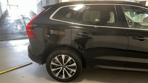 2023 Volvo XC60 B5 Core