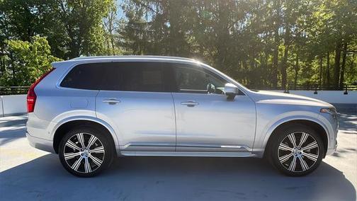 2022 Volvo XC90 Recharge Plug-In Hybrid T8 Inscription 6 Passenger