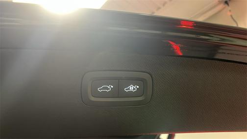 2024 Volvo XC90 B6 Plus Bright Theme 6-Seater