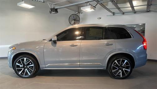 2024 Volvo XC90 B5 Plus Bright Theme
