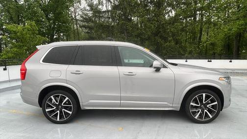 2024 Volvo XC90 B6 Plus Bright Theme 6-Seater