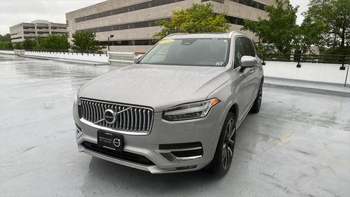 2024 Volvo XC90 B6 Plus Bright Theme 6-Seater