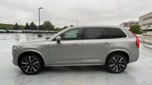 2024 Volvo XC90 B6 Plus Bright Theme 6-Seater
