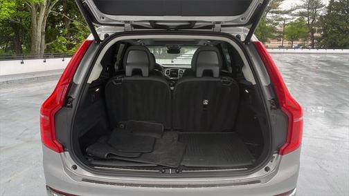 2024 Volvo XC90 B6 Plus Bright Theme 6-Seater