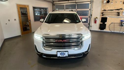 2023 GMC Acadia AWD SLT