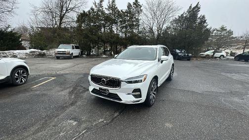 2023 Volvo XC60 Recharge Plug-In Hybrid T8 Ultimate Bright Theme