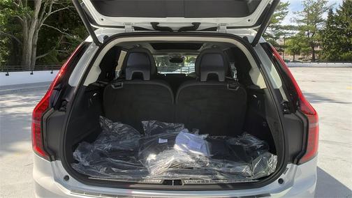 2025 Volvo XC90 B5 Plus 7-Seater