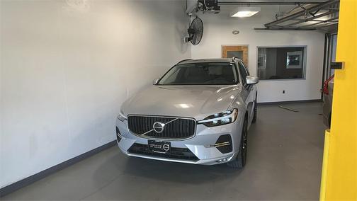 2023 Volvo XC60 B5 Core