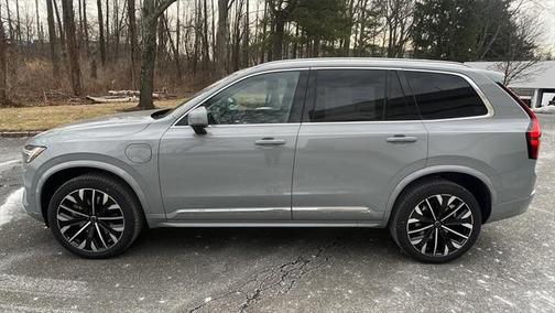 2025 Volvo XC90 Plug-In Hybrid T8 Ultra 7-Seater