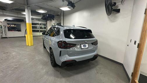 2023 BMW X3 M40i