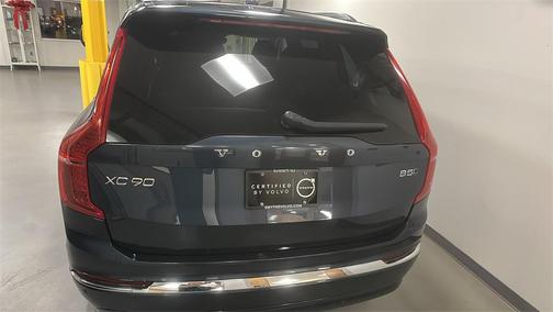 2024 Volvo XC90 B5 Core Bright Theme