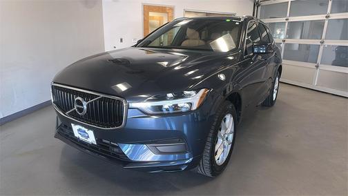 2020 Volvo XC60 T5 Momentum