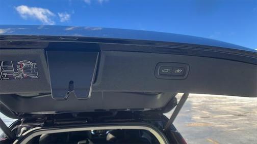 2025 Volvo XC90 Plug-In Hybrid T8 Plus 7-Seater
