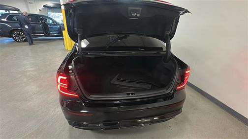 2023 Volvo S60 B5 Core Dark Theme