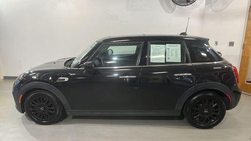 Midnight Black Metallic 2021 MINI Hardtop Oxford Edition