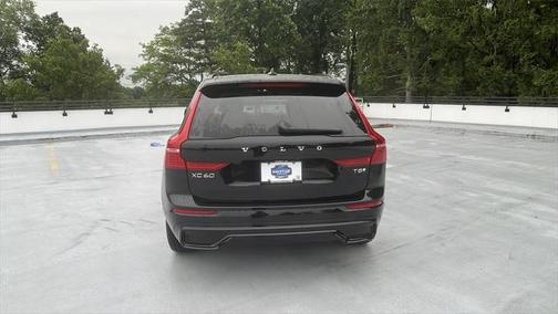 2025 Volvo XC60 Plug-In Hybrid T8 Plus