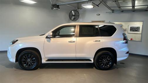 2023 Lexus GX 460 Premium