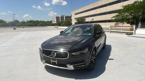 2018 Volvo V90 Cross Country T5