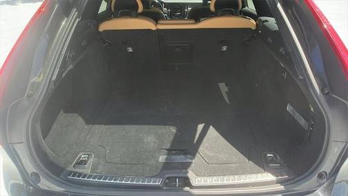 2018 Volvo V90 Cross Country T5