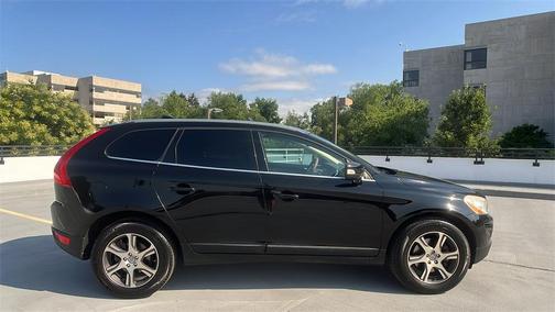 2013 Volvo XC60 T6 Platinum