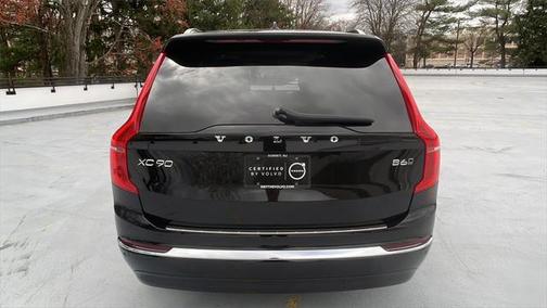 2024 Volvo XC90 B6 Ultimate Bright Theme 7-Seater