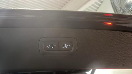 2024 Volvo XC90 B5 Plus Bright Theme