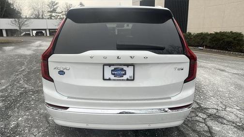 2025 Volvo XC90 Plug-In Hybrid T8 Plus 7-Seater