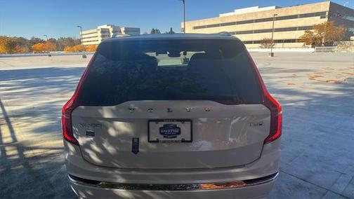 2025 Volvo XC90 Plug-In Hybrid T8 Plus 7-Seater