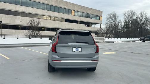 2026 Volvo XC90 Plus, B6 AWD Gas (mild hybrid), Gasoline, Bright, 6 Seats