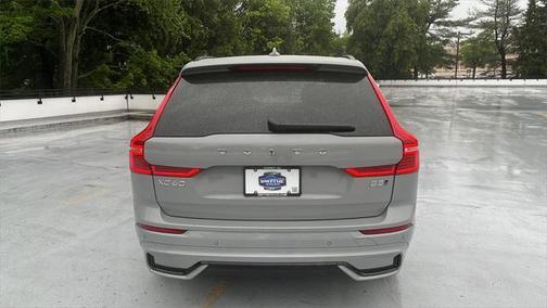 2025 Volvo XC60 B5 Plus