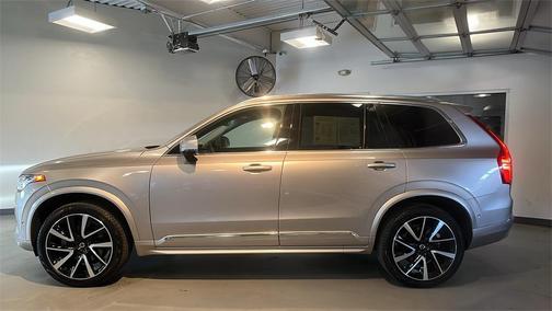 2024 Volvo XC90 B6 Plus Bright Theme 7-Seater