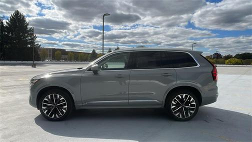 2026 Volvo XC90 B6 Plus 7-Seater