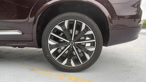 2025 Volvo XC90 B6 Ultra