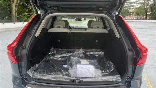 2025 Volvo XC60 Plug-In Hybrid T8 Plus