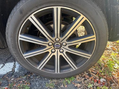 2017 Volvo XC60 T6 Inscription