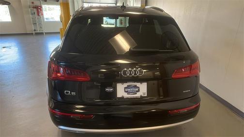 2019 Audi Q5 2.0T Premium Plus