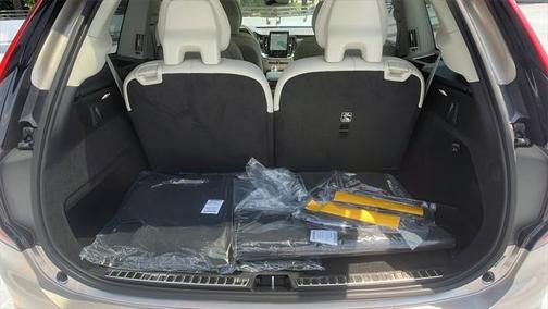 2026 Volvo XC90 B6 Ultra Dark Theme 6-Seater