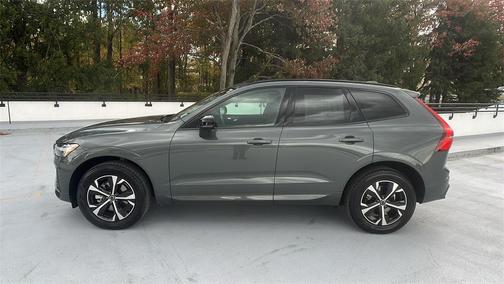 2026 Volvo XC60 B5 Core