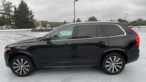 2023 Volvo XC90 B5 Core
