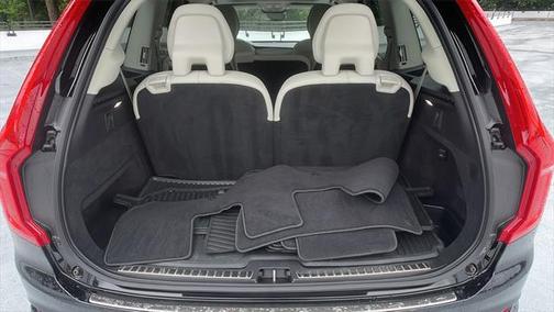 2023 Volvo XC90 B5 Core