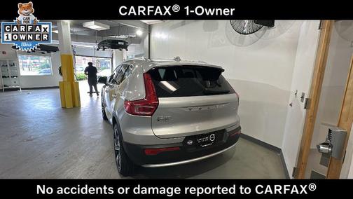 Silver Dawn Metallic 2023 Volvo XC40 B5 Plus Bright Theme