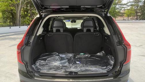 2025 Volvo XC90 B6 Plus 7-Seater