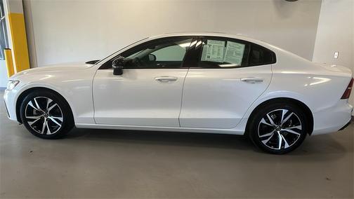 2025 Volvo S60 B5 Core
