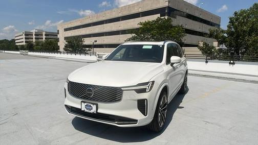 2026 Volvo XC90 B6 Plus 7-Seater