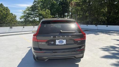 2025 Volvo XC60 B5 Core