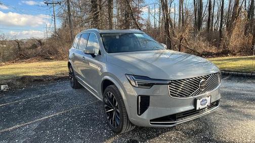2025 Volvo XC90 Plug-In Hybrid T8 Plus 7-Seater