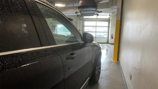 2025 Volvo XC90 B5 Plus
