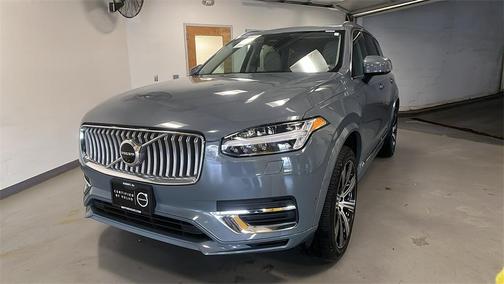 2023 Volvo XC90 Recharge Plug-In Hybrid T8 Plus Bright Theme 7-Seater